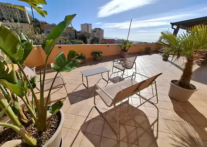 Palazzo Caratozzolo - Attico *