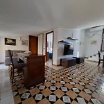 Palazzo Caratozzolo - Attico *