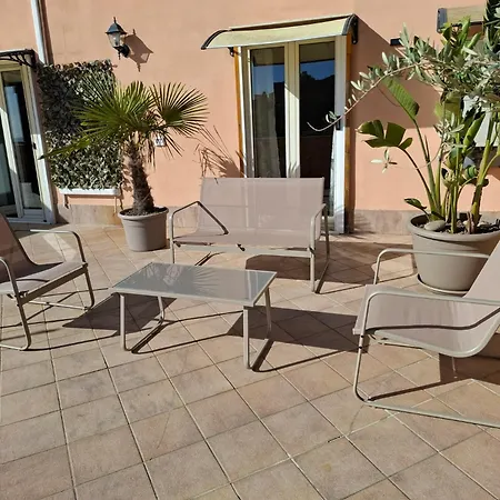 Palazzo Caratozzolo - Attico *