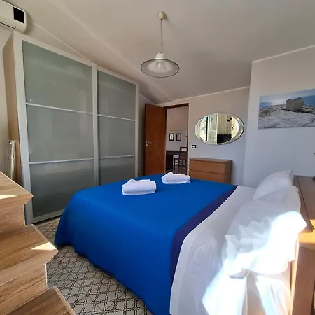 Palazzo Caratozzolo - Attico *