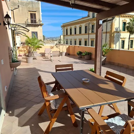 Lejlighed Palazzo Caratozzolo - Attico Agrigento