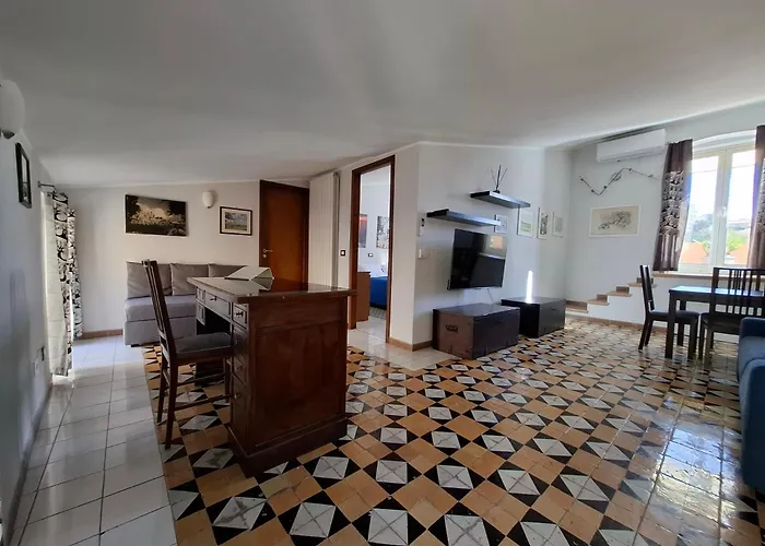 Palazzo Caratozzolo - Attico *